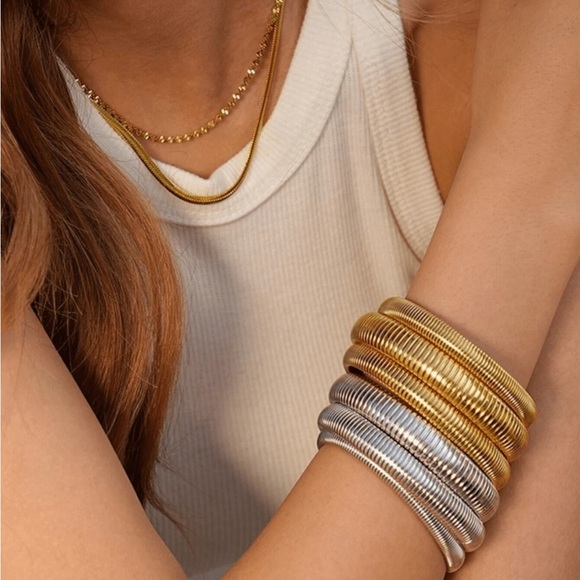 Flex Snake Chain Stretch Bracelet Set in Gold - Picture 3 of 5